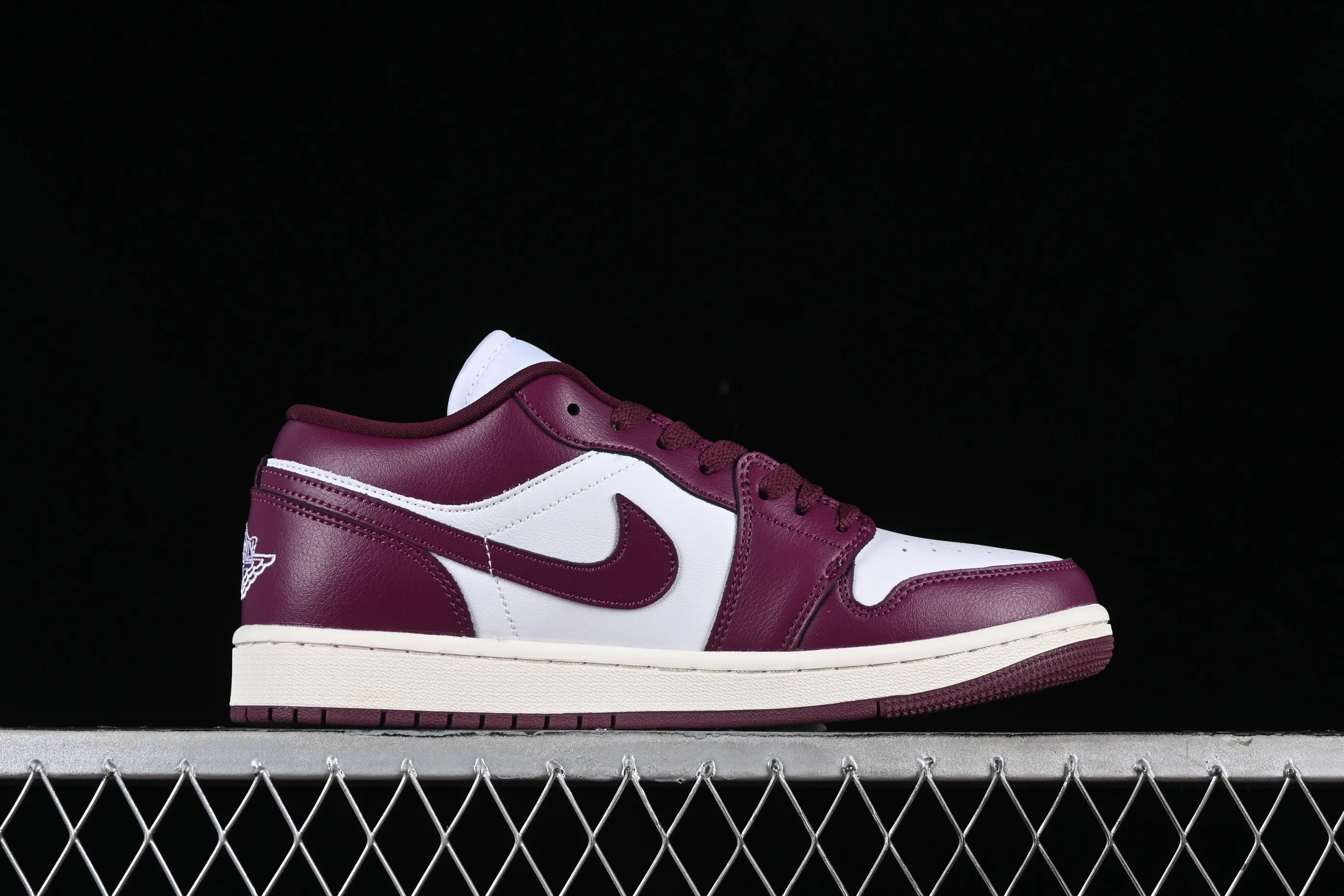 All categories Air Jordan Jordan series basketball shoes Air Jordan 1 Low Air Jordan 1 Low AJ1 Joe 1 white rose red low-top cultural casual sneakers DC0774-161